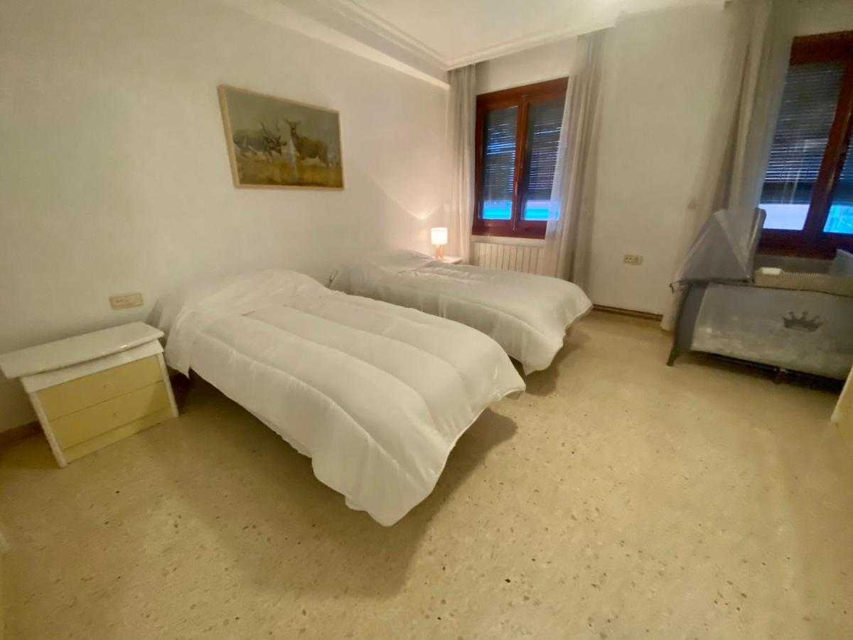 Charming Home In Lorca  Buitenkant foto